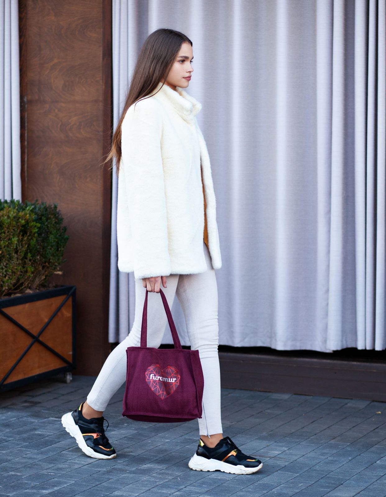 Photo #6 - Coat eco fur Tissavel - mink pearl