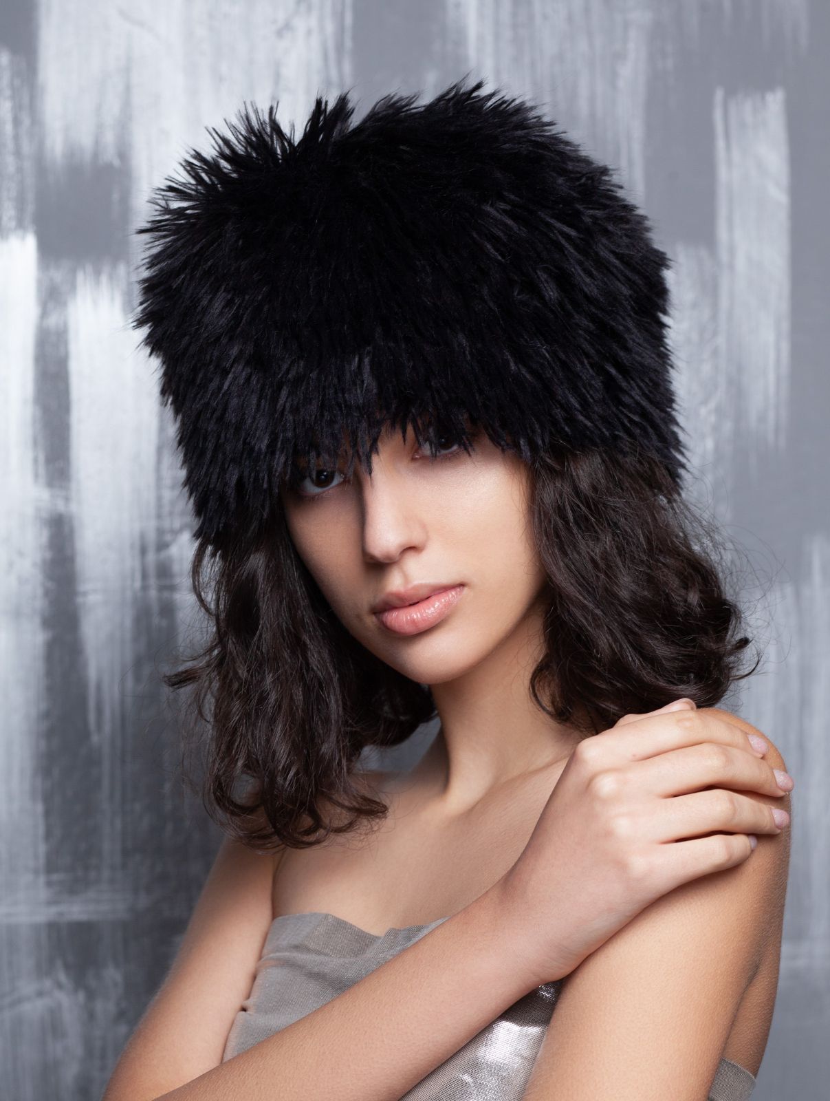 Photo #2 - Hat eco fur Tissavel - lama obsidian
