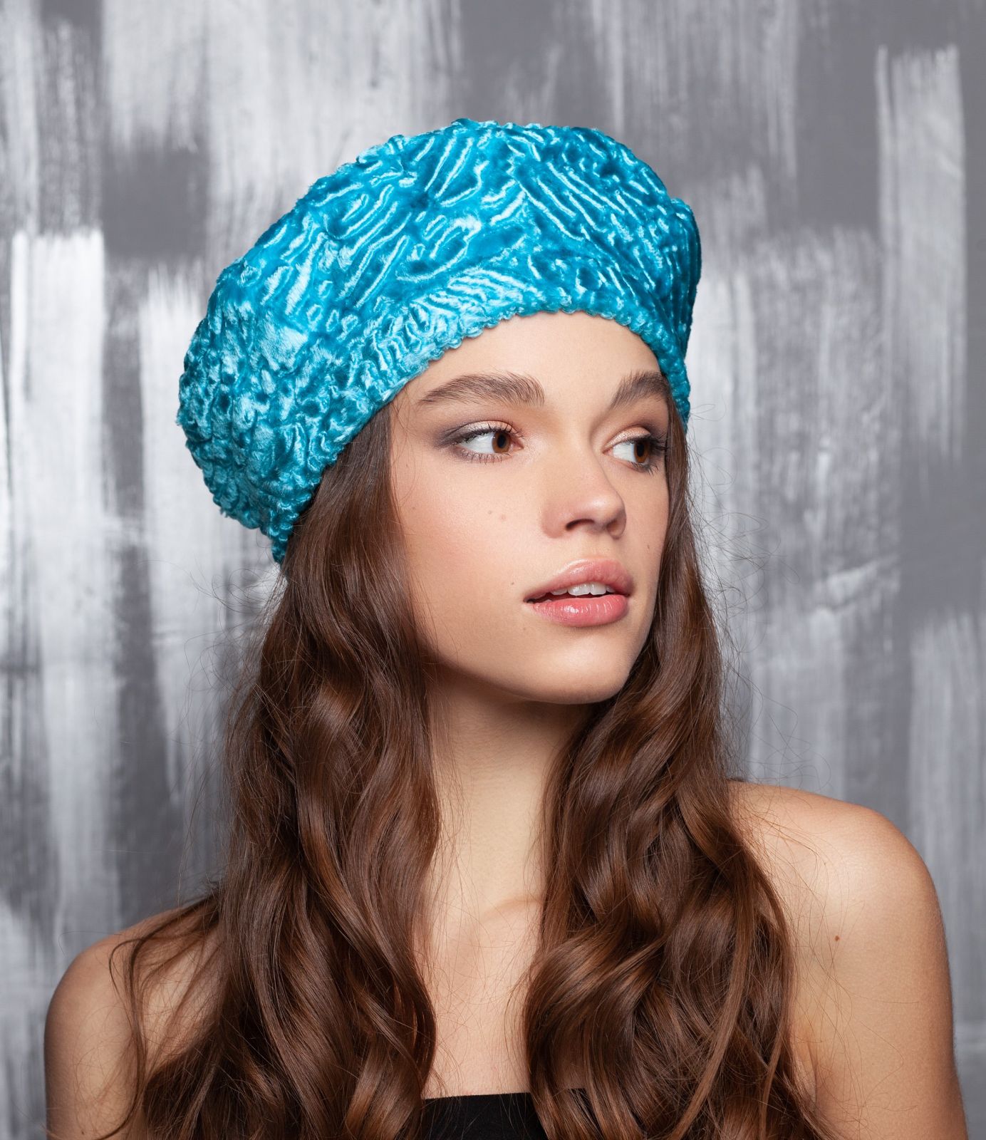 Photo #2 - Beret eco fur Tissavel - astrakhan aquamarine
