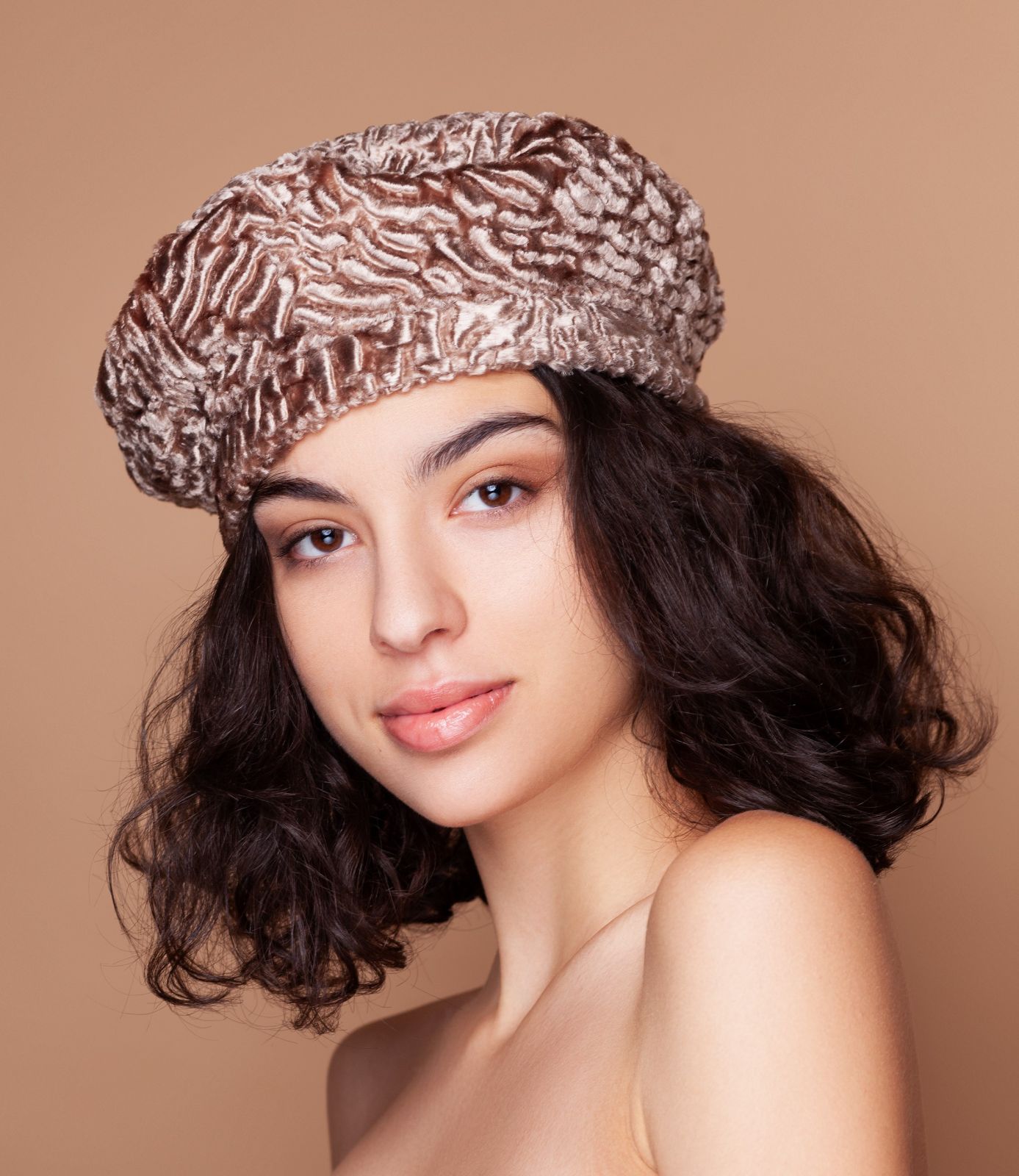 Photo #1 - Beret eco fur Tissavel - astrakhan onyx