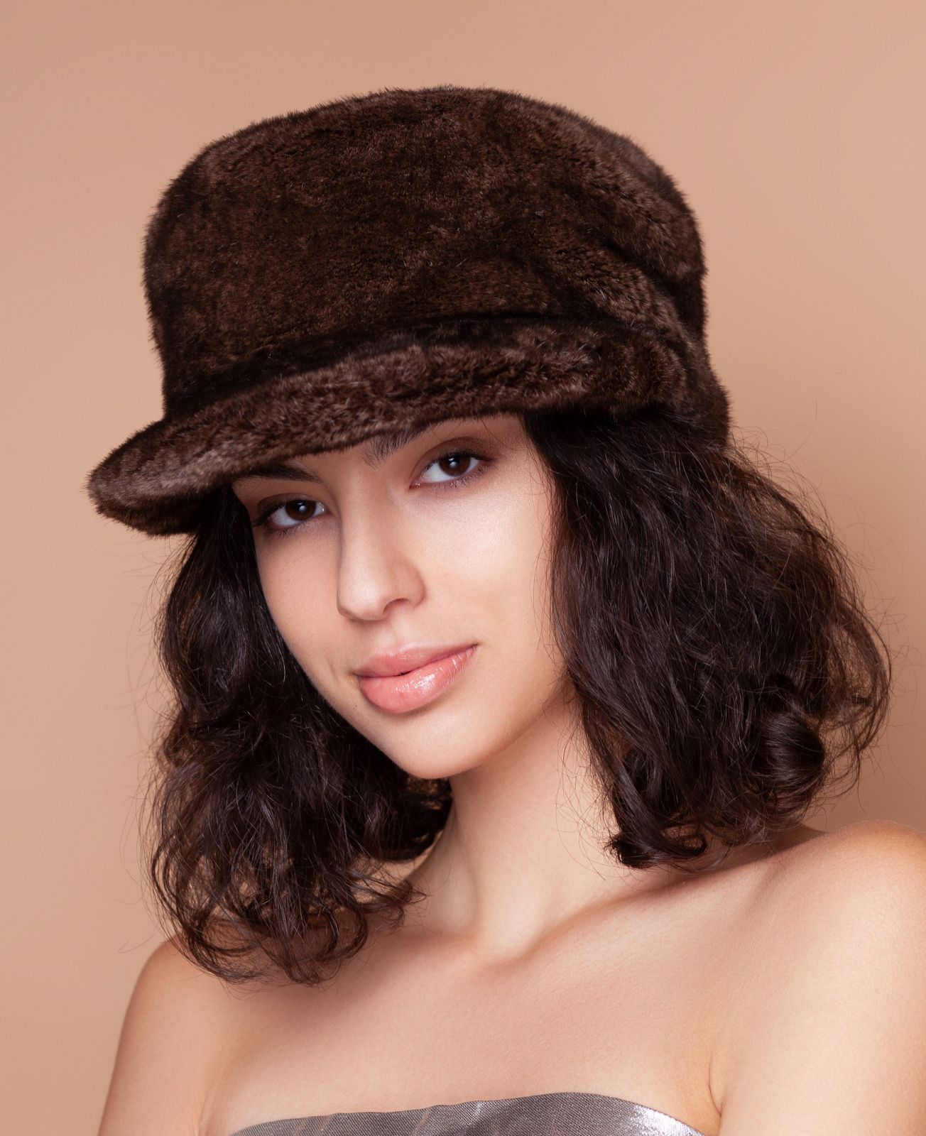 Photo #1 - Cap eco fur Tissavel - mink cappuccino